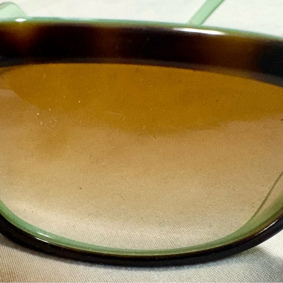 Ralph Lauren Brown and Green Sunglasses with Vintage-Inspired Design - Picture 11 of 16